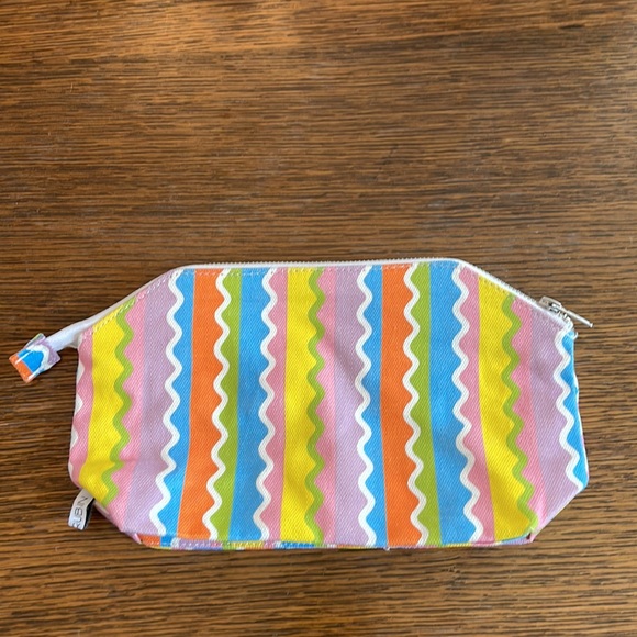 💕HP💕Olivia Rubin canvas pouch - Picture 7 of 9